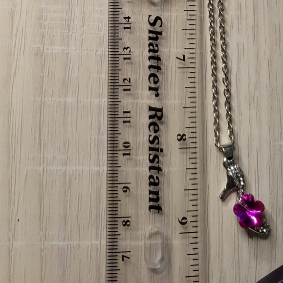 NWOT Necklace with pink stone on high heel - Picture 11 of 11
